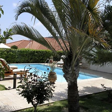 Eve Pissouri Veriko Villa Rom bilde